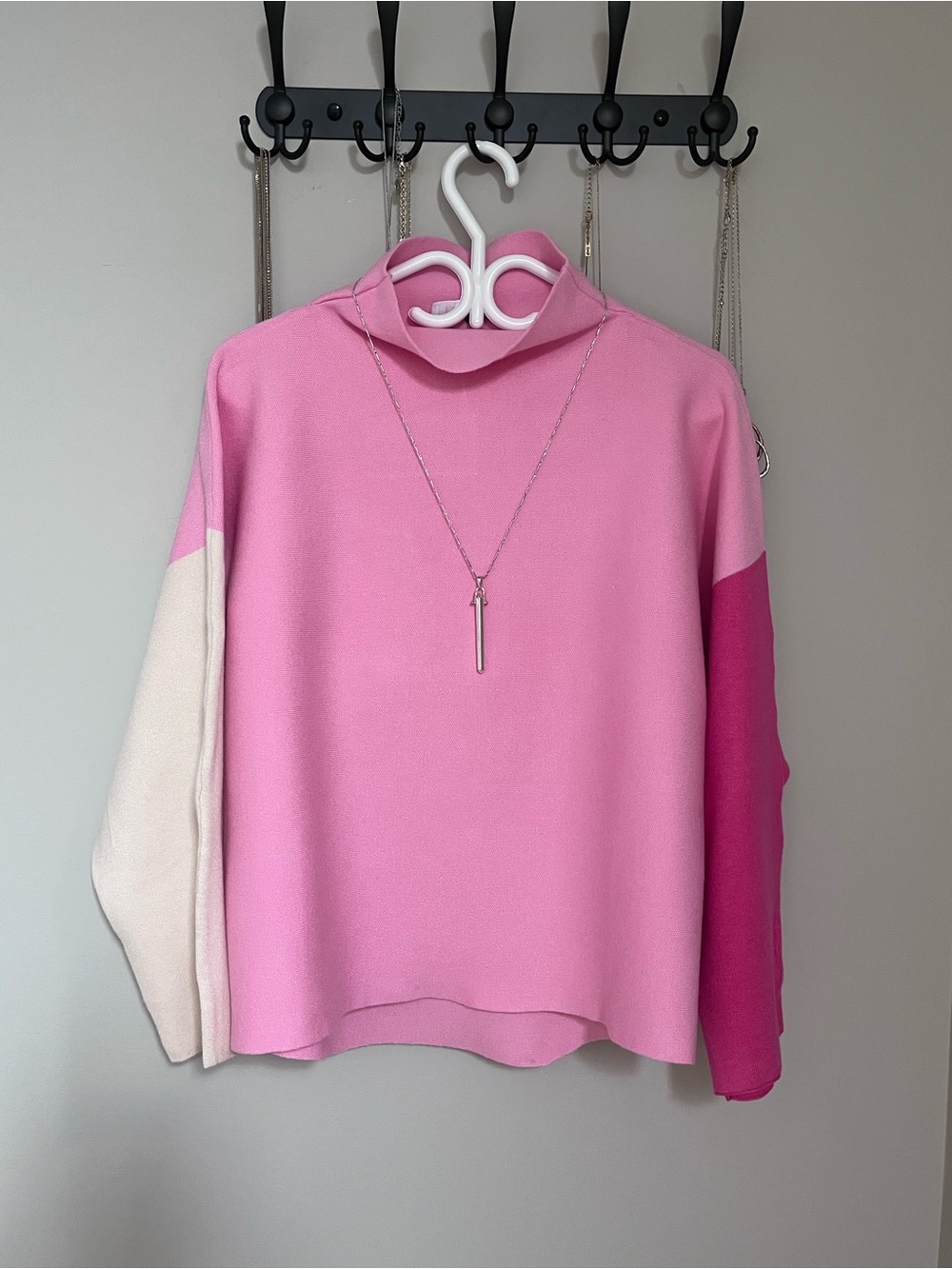 NEW Womens Colorblock Mock Neck Sweater - Pink